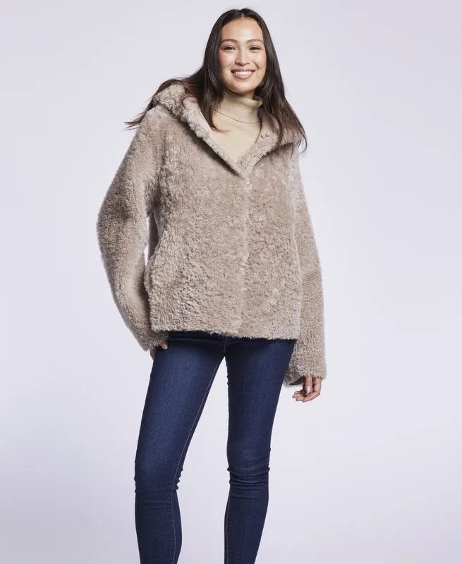 399HD Reversible shearling jacket Winter   1/XS    1/L  $500  sorry no additional discounts
