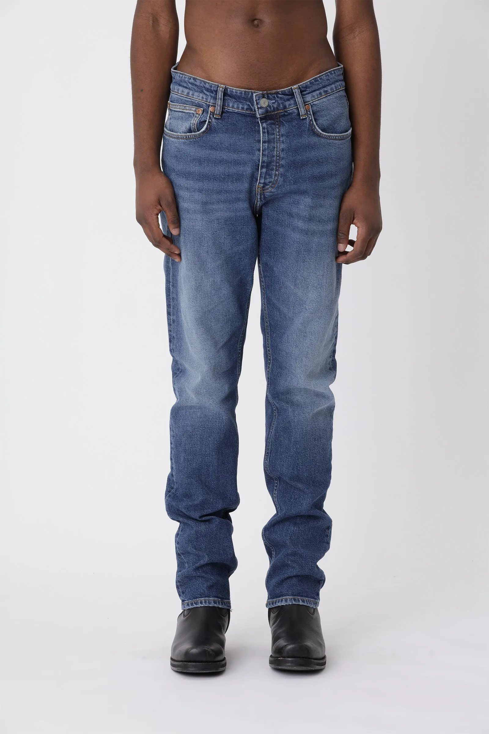 Archer True Blue 6
