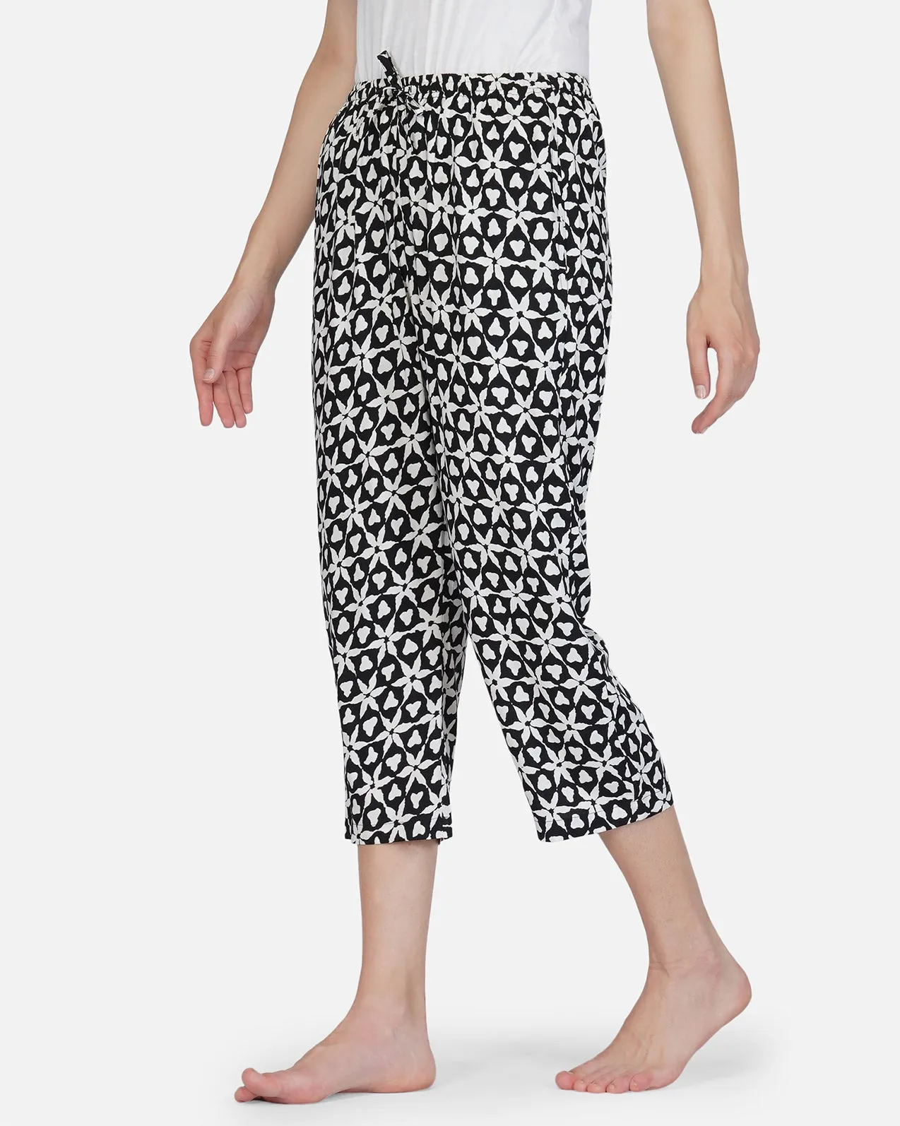 Black & White Viscose capris