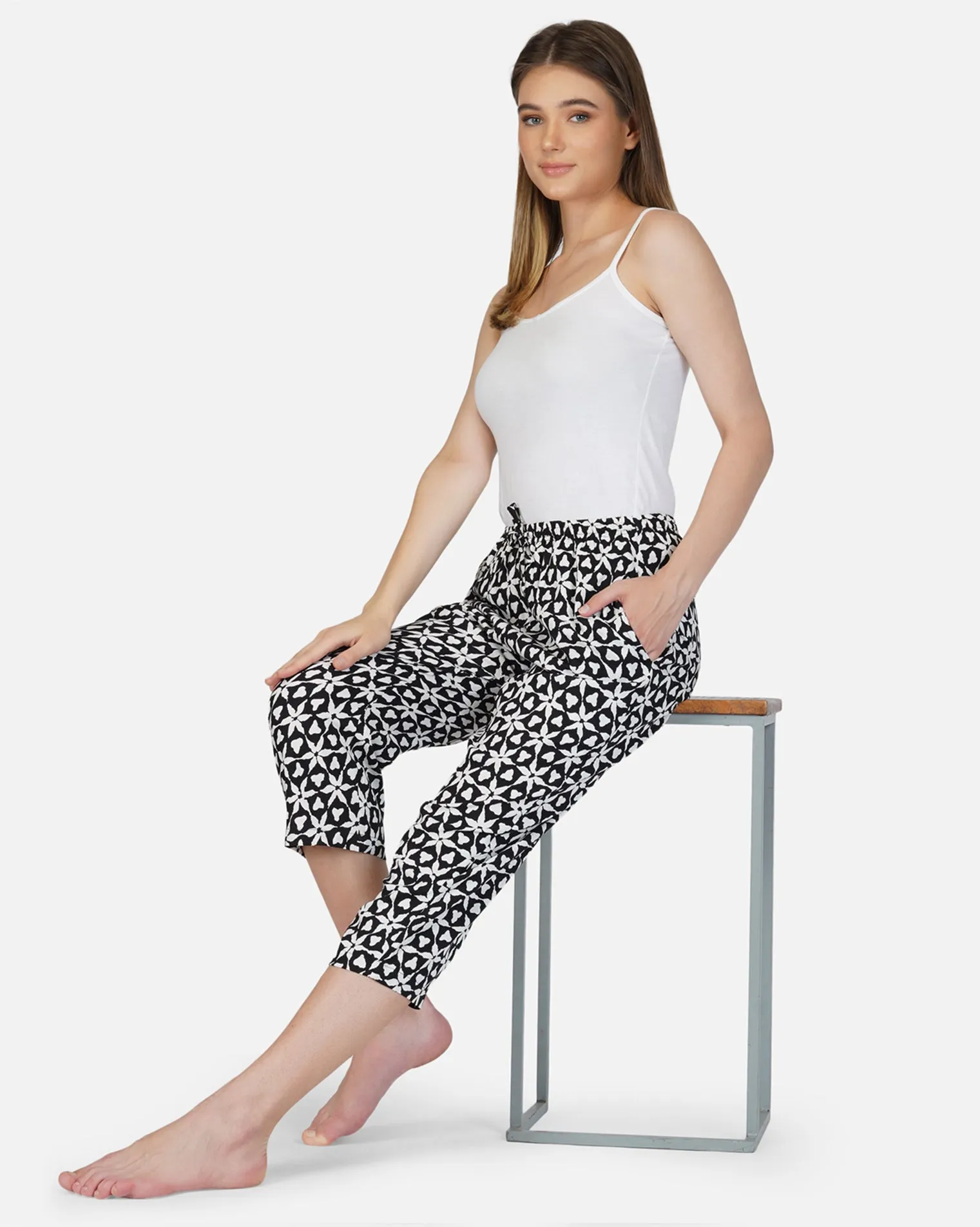 Black & White Viscose capris