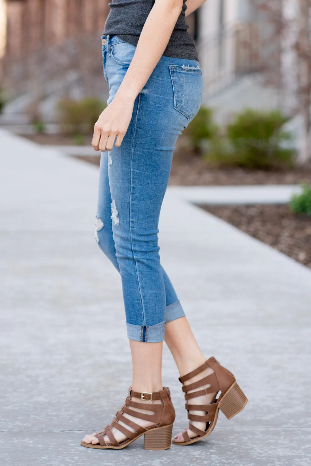 Bradwell Mid Rise Cuffed Skinny Capri