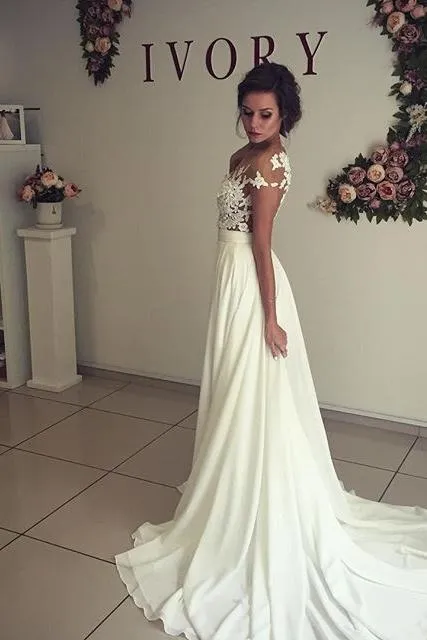 Classic Lace Appliques Wedding Dress Long Chiffon Split