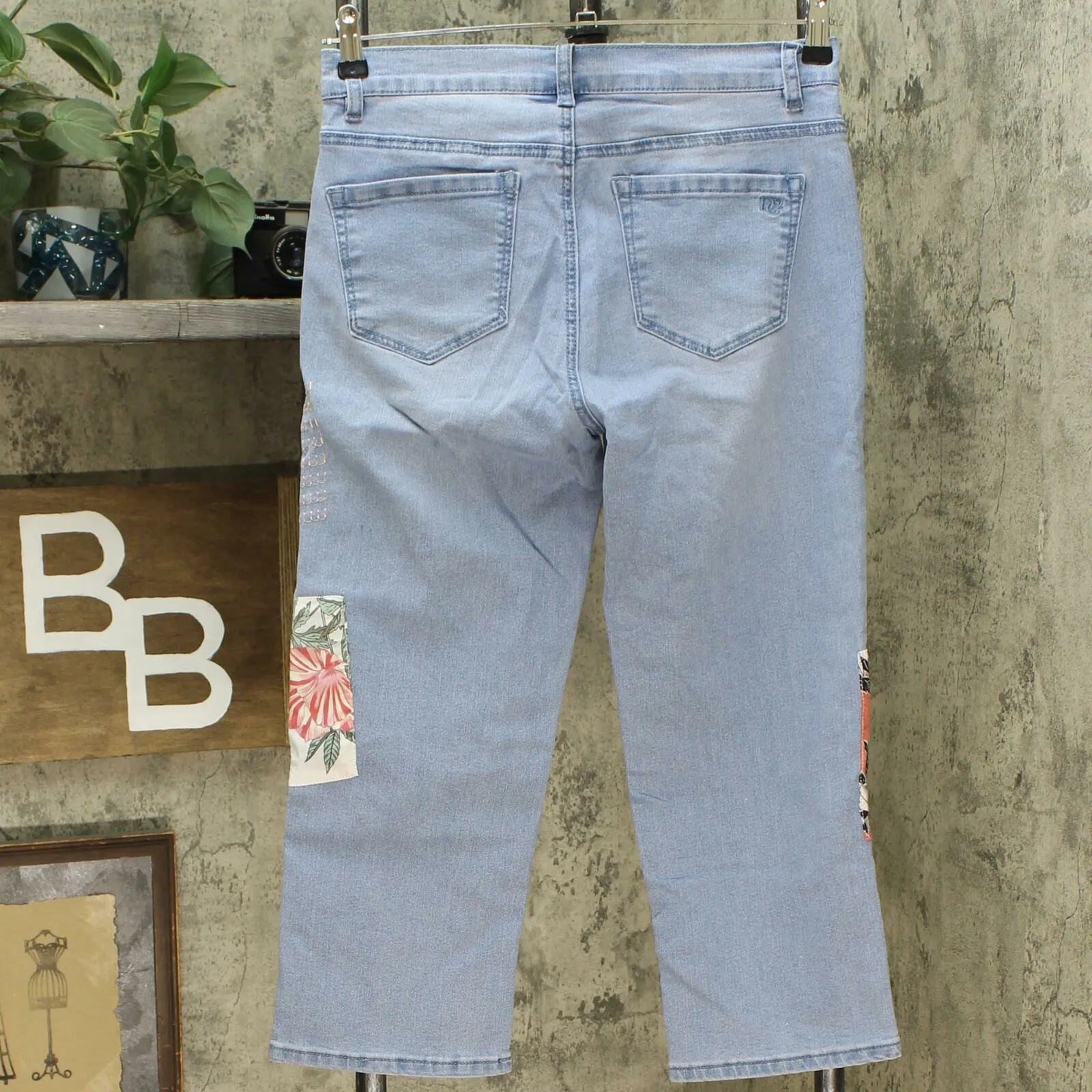 DG2 by Diane Gilman Classic Stretch Embroidered Cropped Jeans Chambray 6