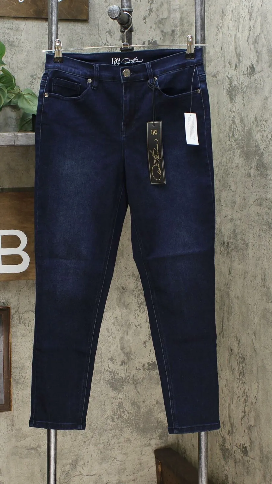 DG2 by Diane Gilman Women's Petite Virtual Stretch Skinny Jeans