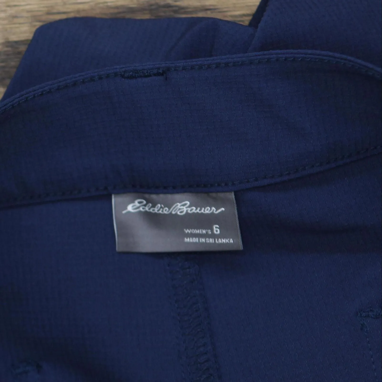 Eddie Bauer Capri Pants Side Zipper Cargo Pocket Ripstop Capri Pants 1767954