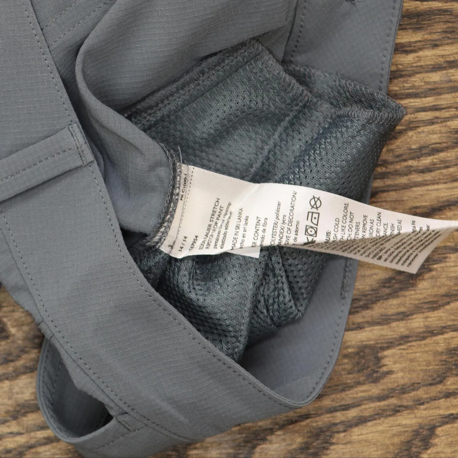 Eddie Bauer Capri Pants Side Zipper Cargo Pocket Ripstop Pants 1767954 Gray 14