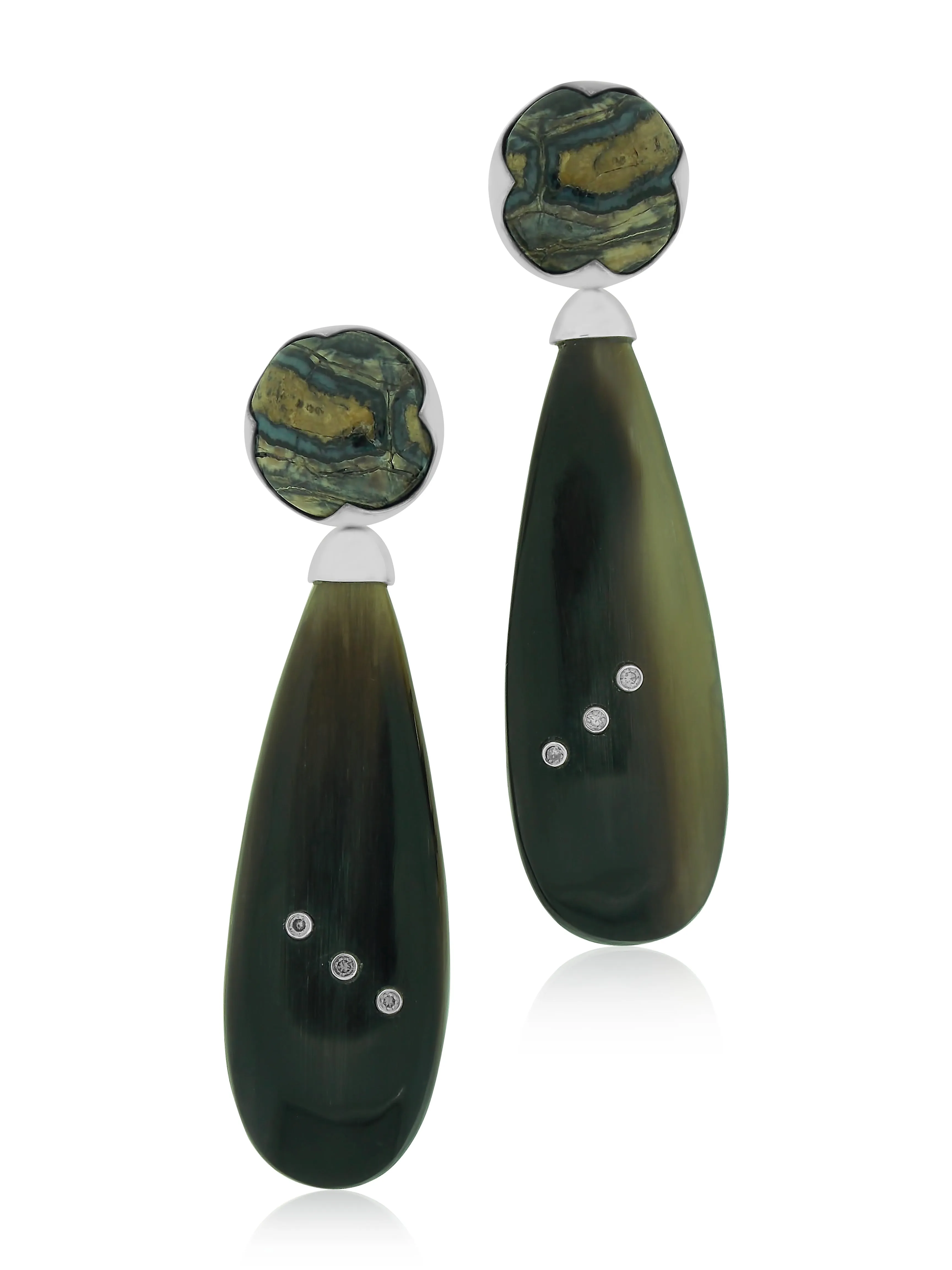 Flat Buffalo Horns set with Triple Cognac Diamonds