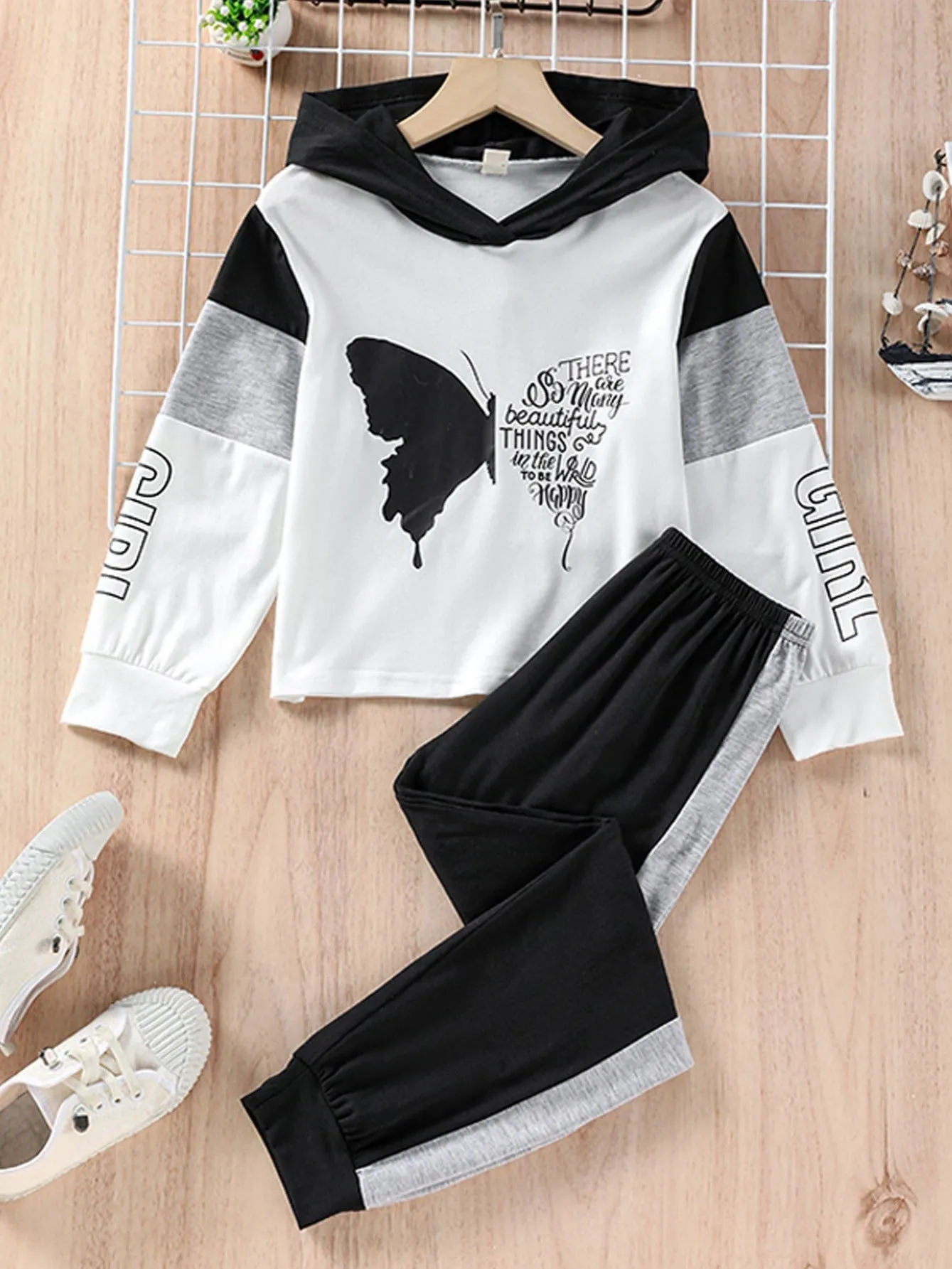 Girls' Butterfly Printed Hoodie & Pants Set