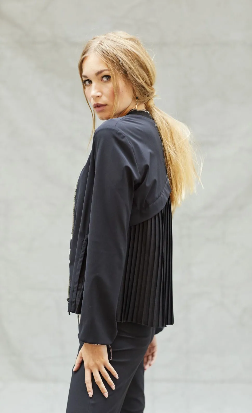 Indies Black Fute Jacket