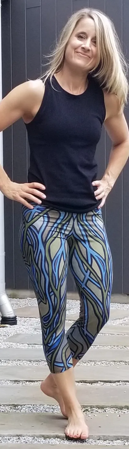 Ingrained Classic Capris