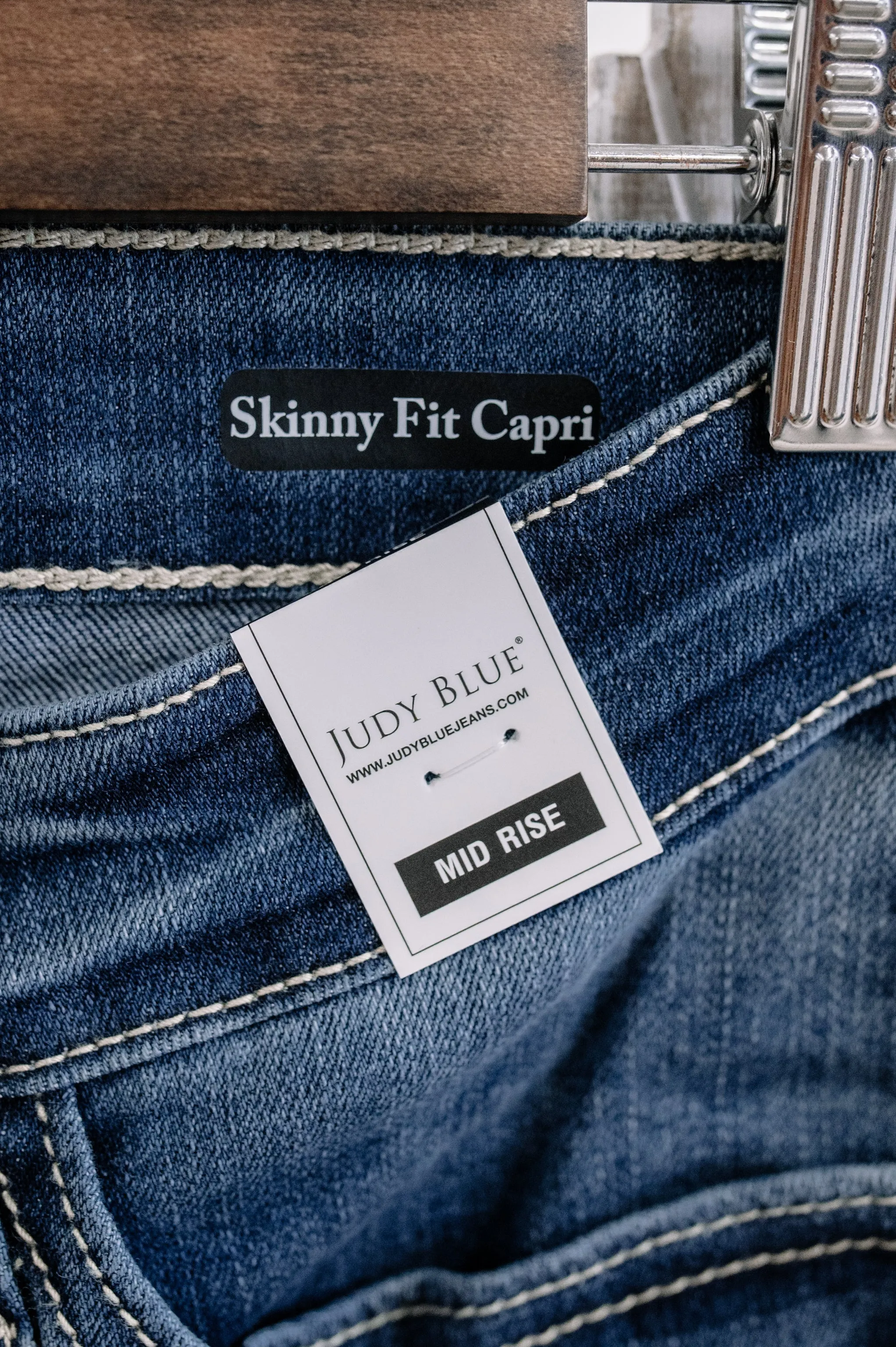 It's High Time Judy Blue Capri Jeans