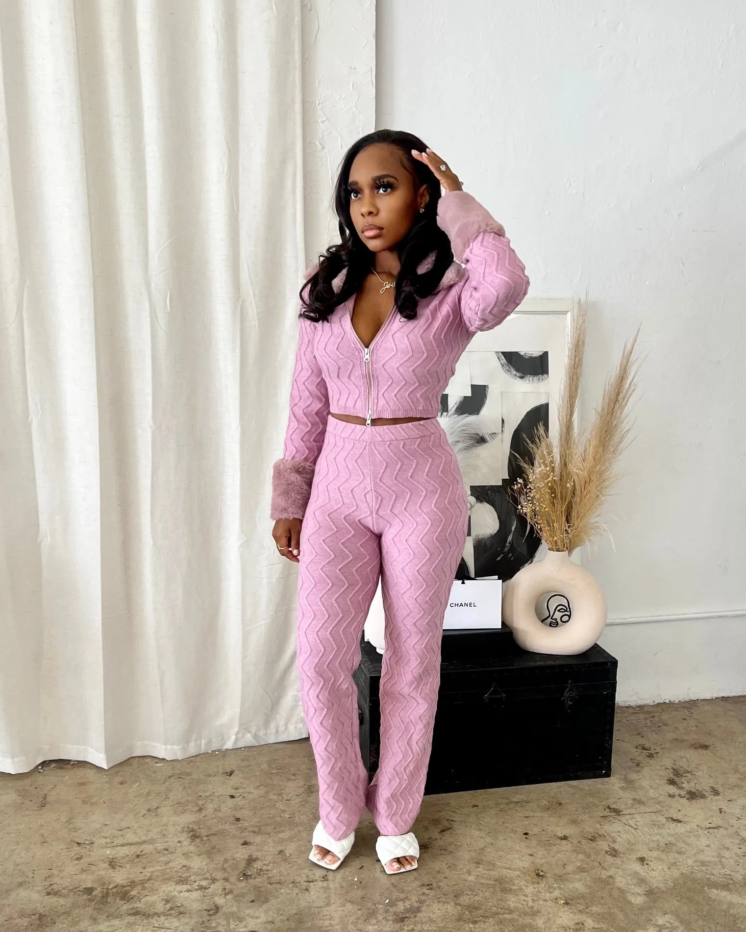 Jennifer : Sweater Set