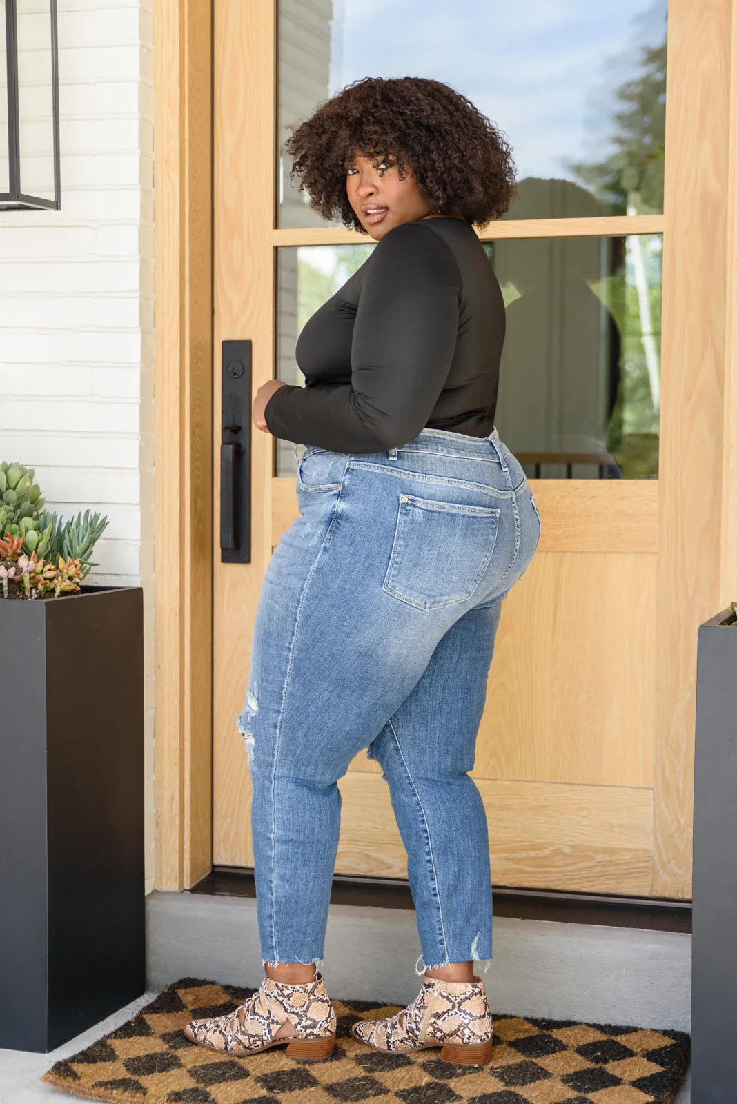 Kyla Destroyed Hi Waist Relaxed Fit by Judy Blue
