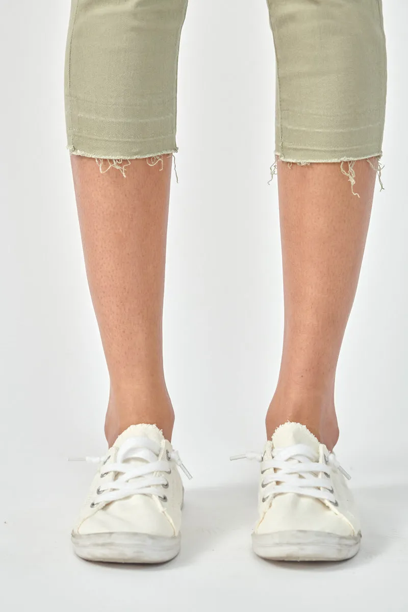Lilian Mid Rise Capris