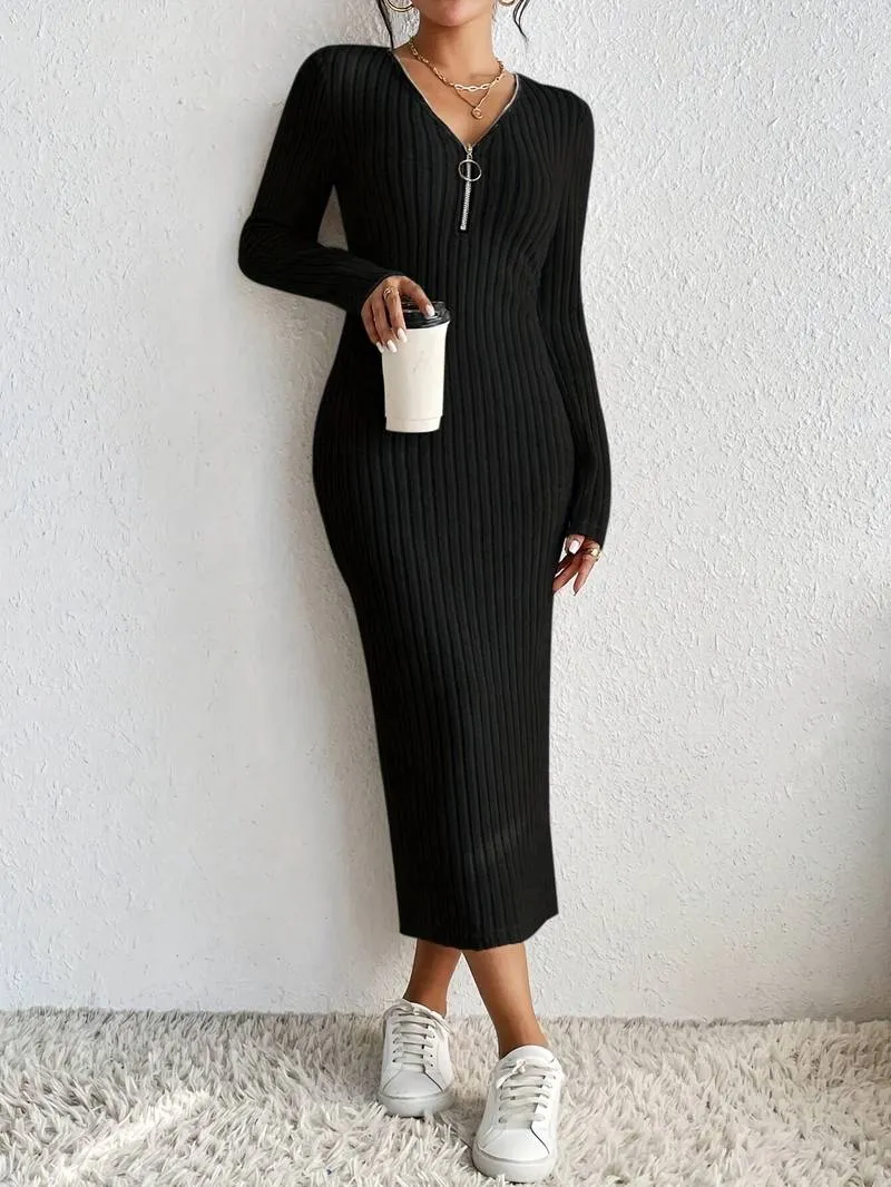 Lisa – Elegant Women's Dress with Zip