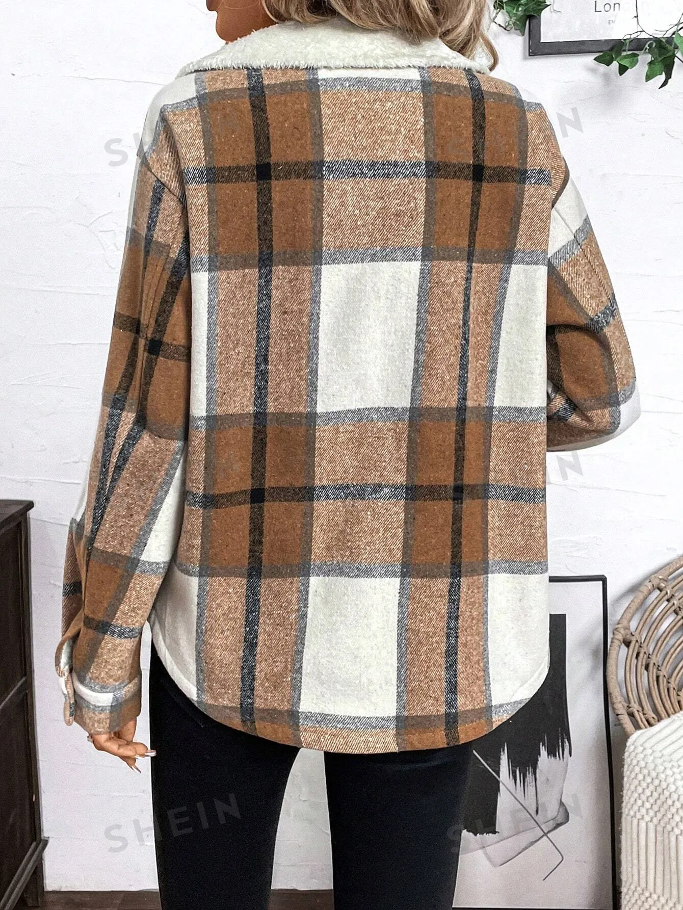 LUNE Plush-Lined Warm Khaki-Brown Plaid Shirt-Style Jacket For Women, Autumn Winter