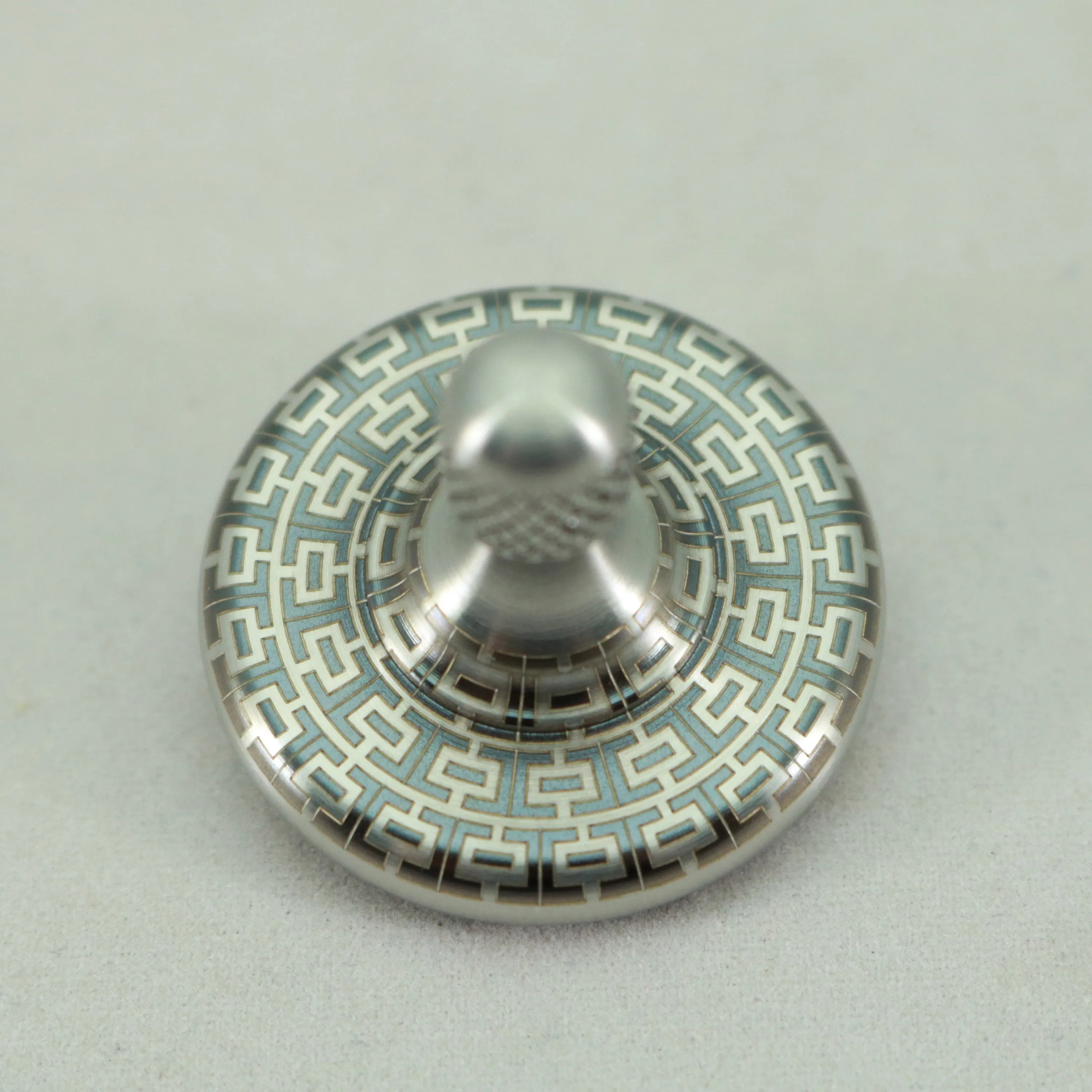 M3 - Laser Etched I-Beam Pattern Stainless Steel Spinning Top