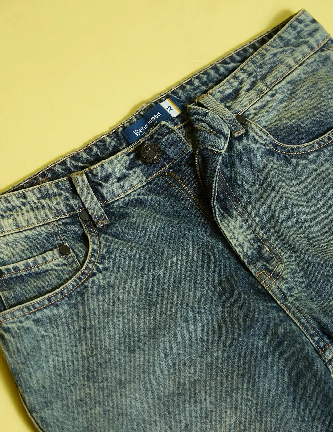Men Blue-Green Relaxed Fit Solid Jeans