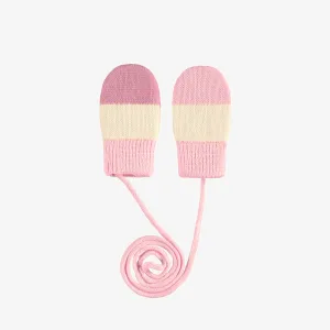 Mitaines de tricot roses et crème avec cordon, bébé || Pink and cream knitted mittens with string, baby