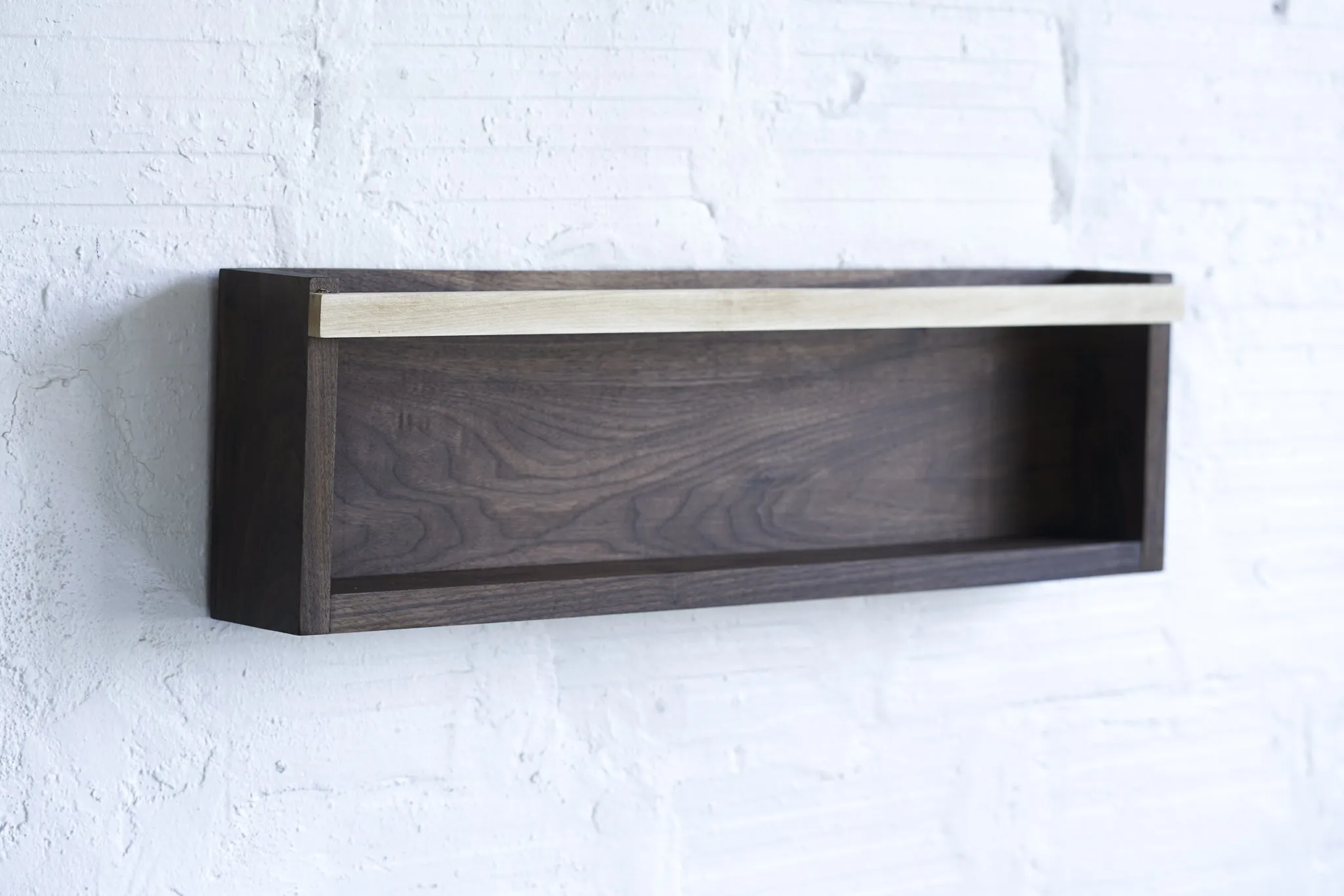 Modern Magazine & Vinyl Wall Rack