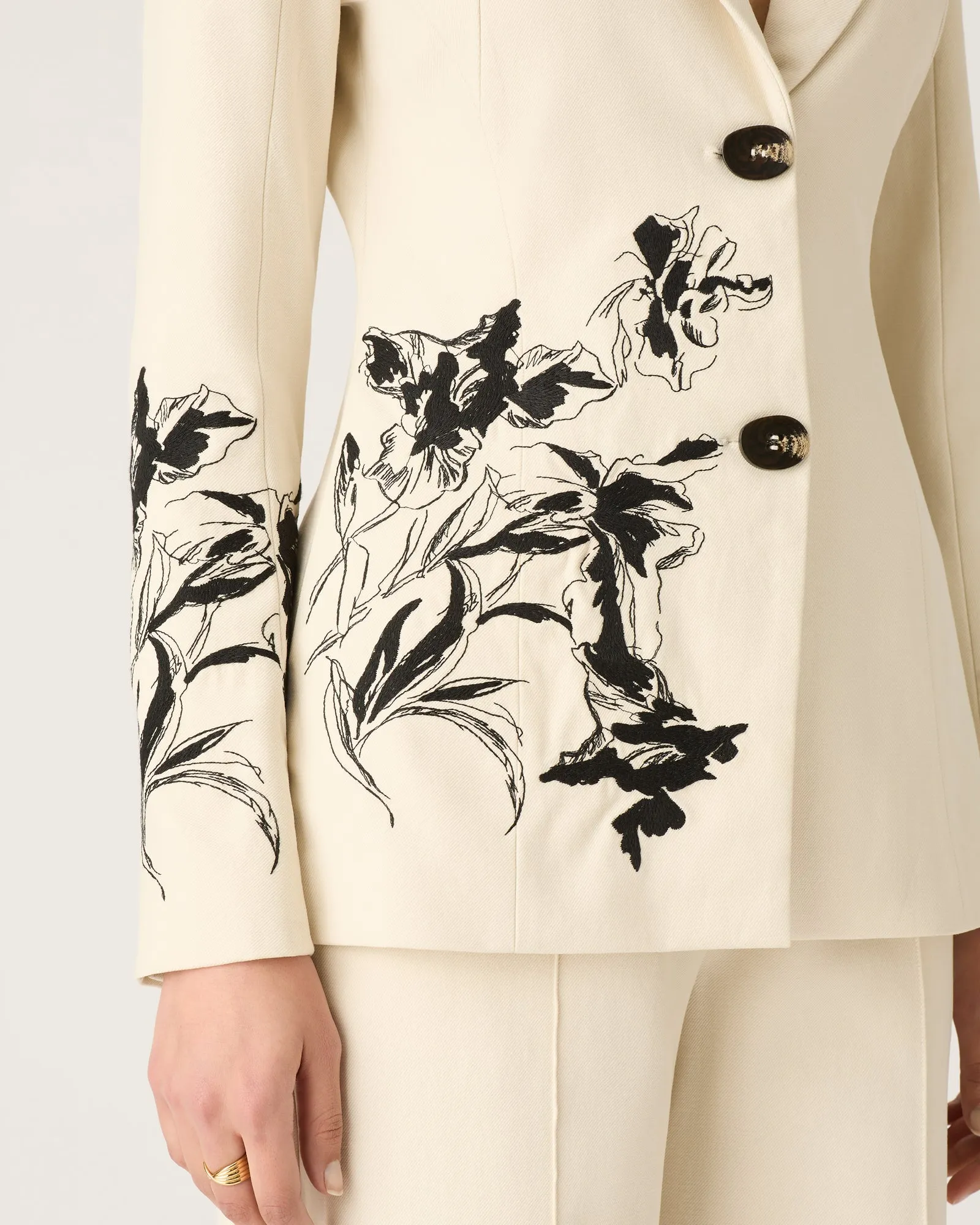 Mos the Label - Lis Embroidered Blazer
