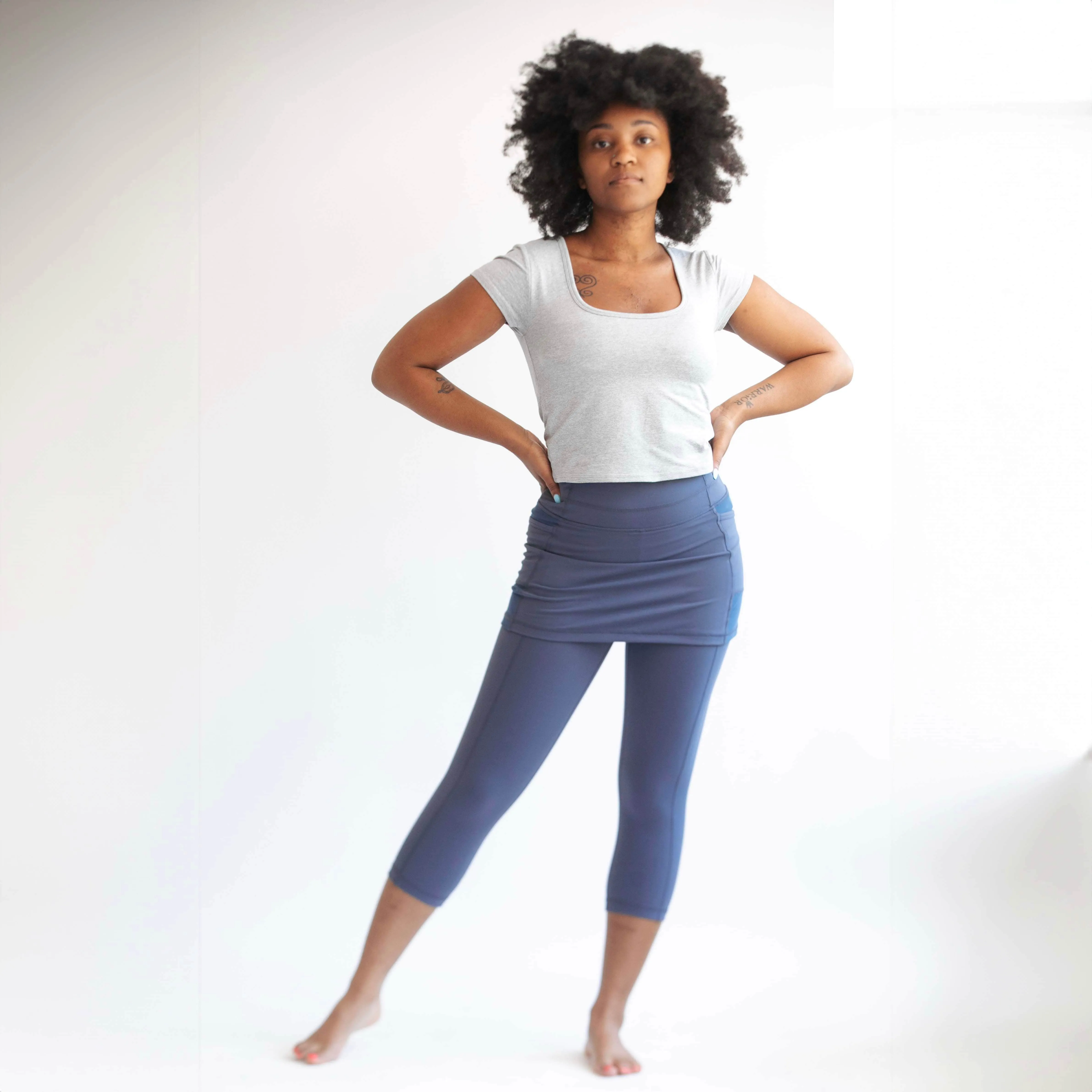 Nordic Dusk Blue Grey Skirted Capris Leggings with Pockets