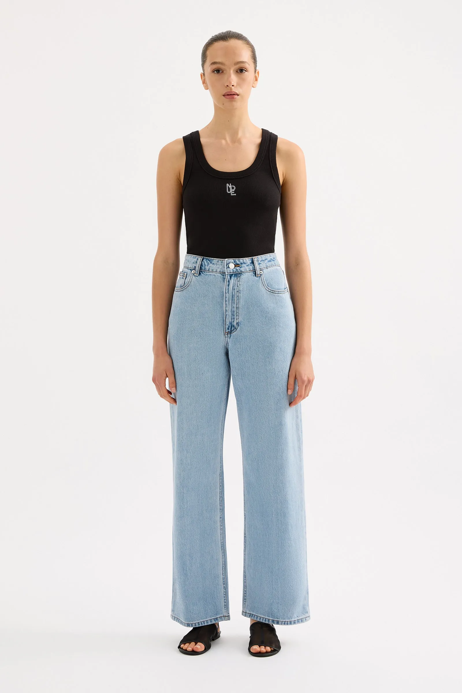 ORGANIC RELAXED LEG JEAN