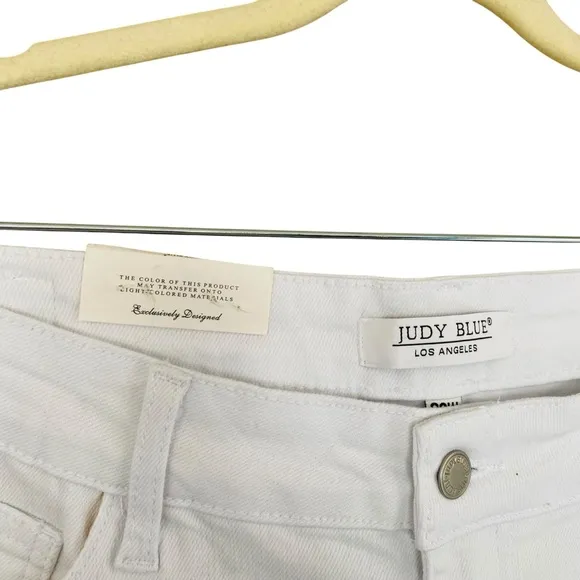 PLUS Judy Blue NWT Style 78107 Crisp White Skinny Fit Mid Rise Crop Capri Sz 20W