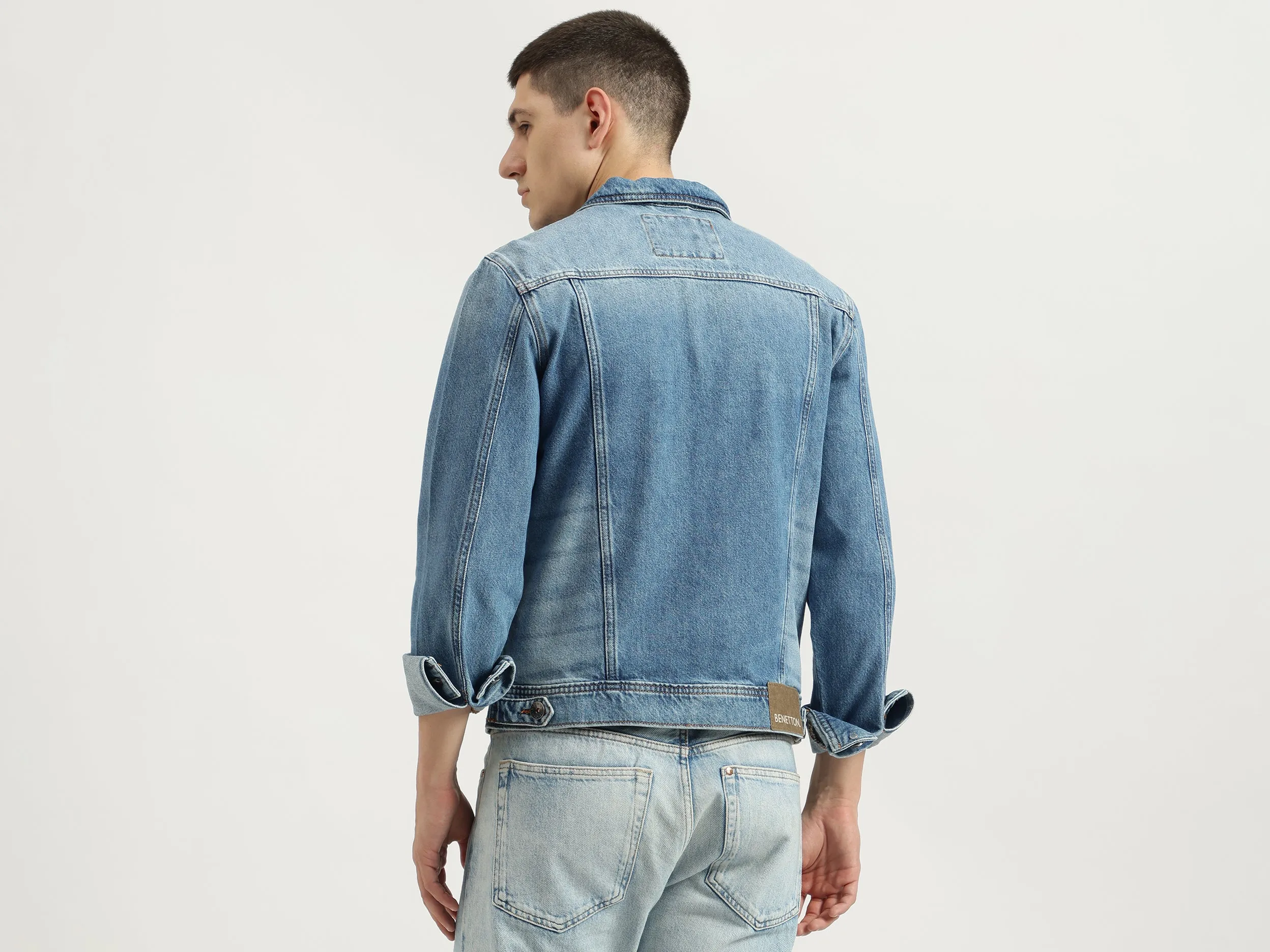 Regular Fit Spread Collar Solid Jacket