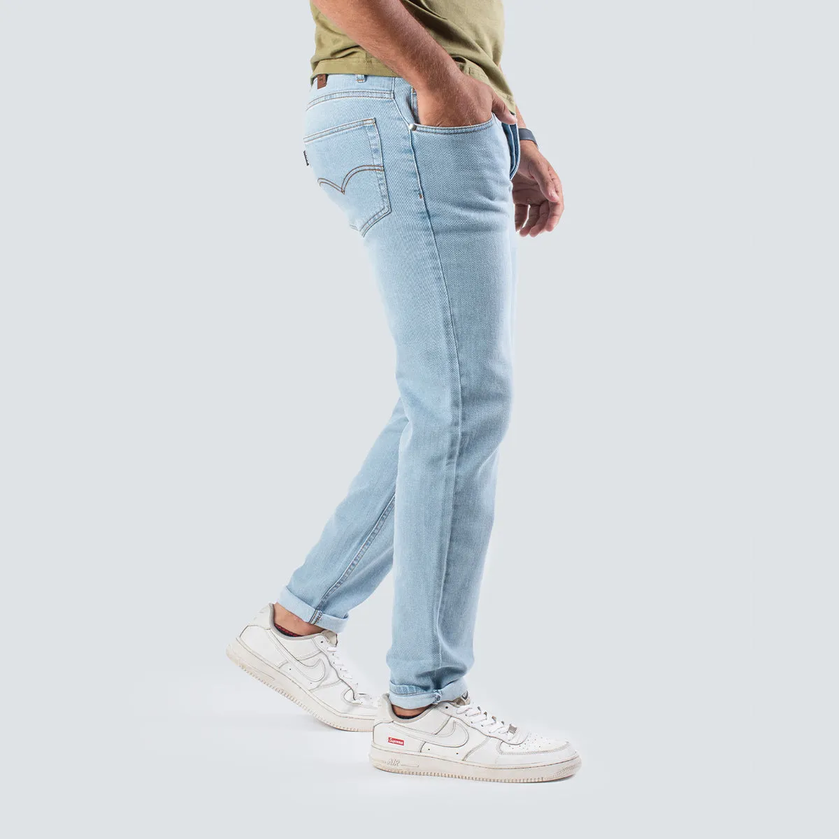 Relaxed Jeans . Ice Blue