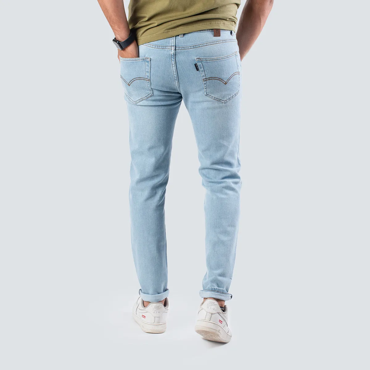 Relaxed Jeans . Ice Blue