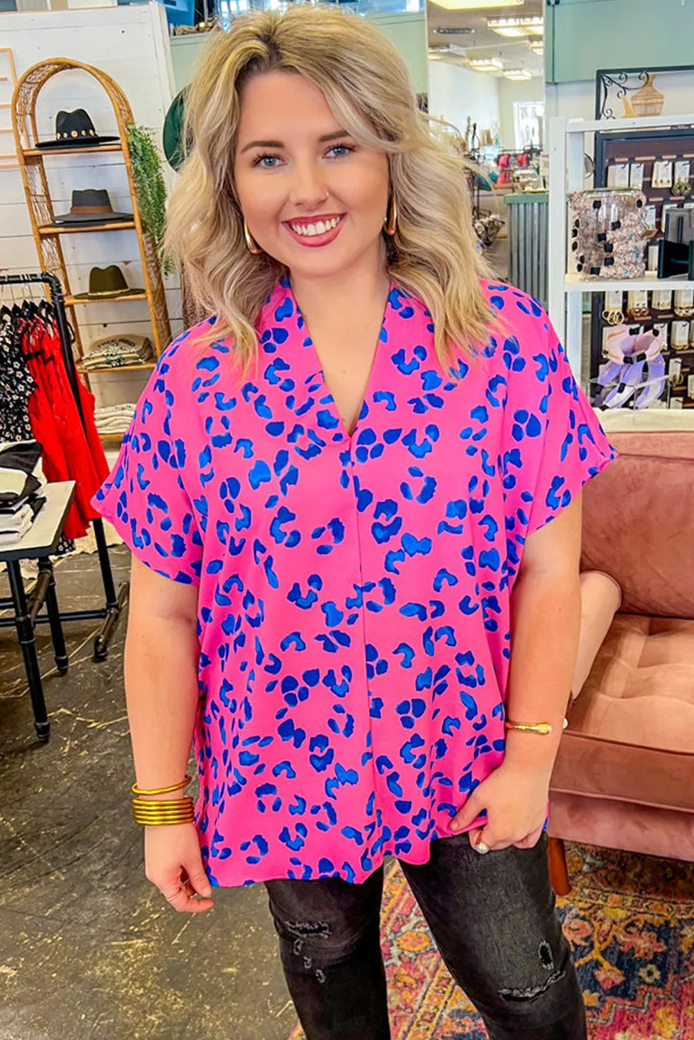Rose Contrast Leopard Print Plus Size V Neck Blouse