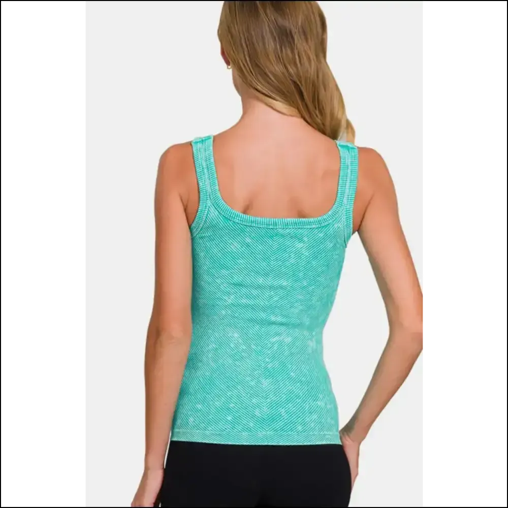 Scoop your Way to Bestie Status with the Zenana Ribbed Scoop Top! 😄