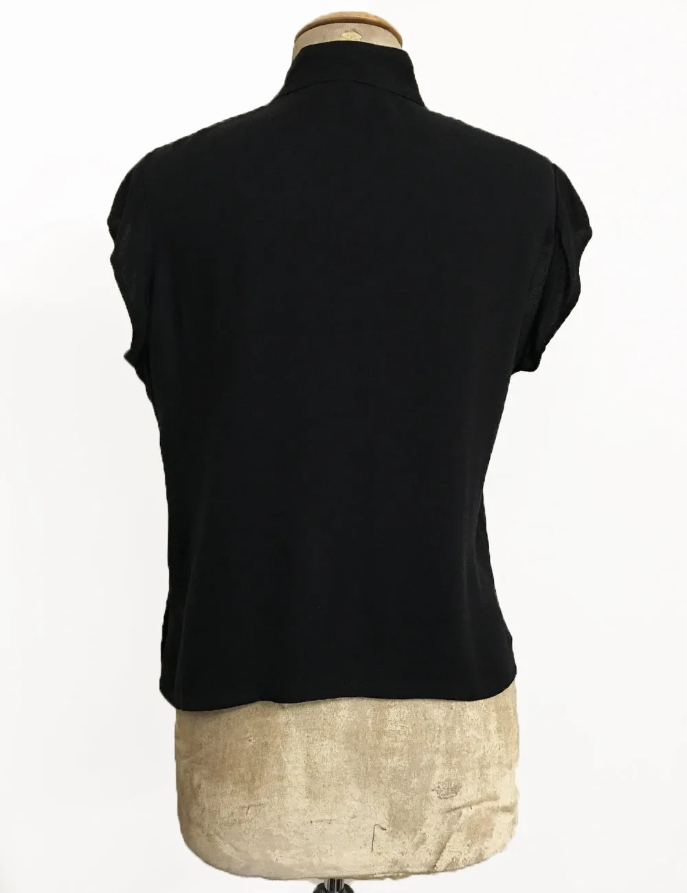 Solid Black 1930s Style Mandarin Collar Tea Timer Top