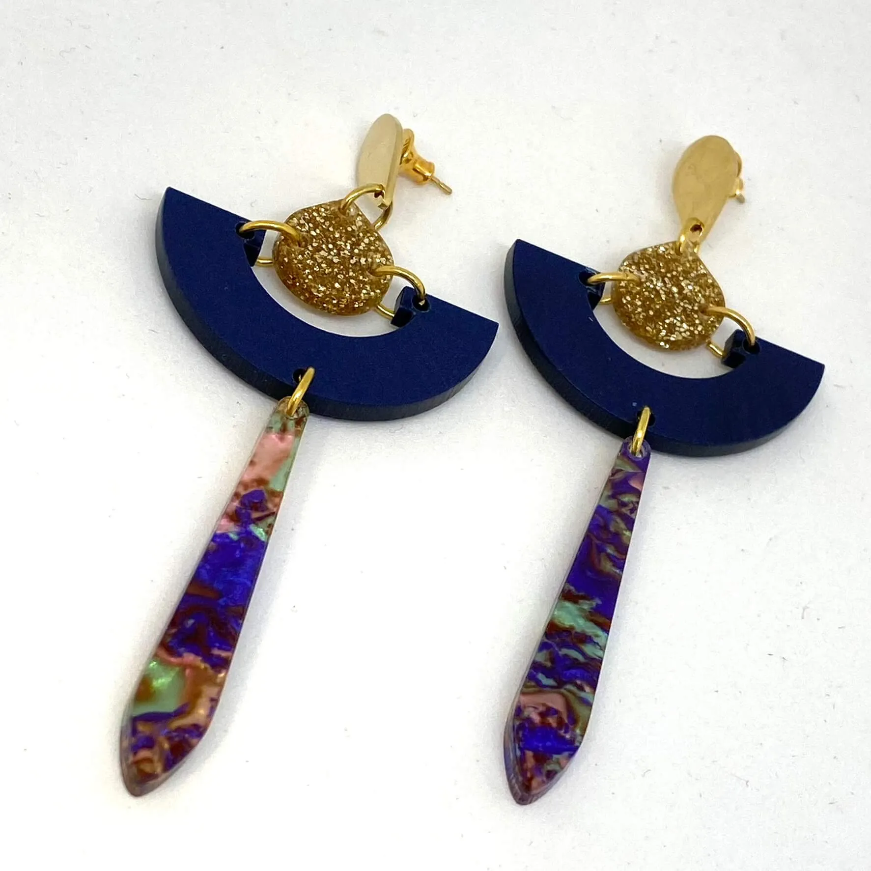 TooLally Daphnes Earrings - Blue Pearl