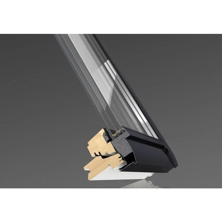 VELUX GGL CK02 2066 White Painted Triple Glazed Centre-Pivot Window (55 x 78 cm)