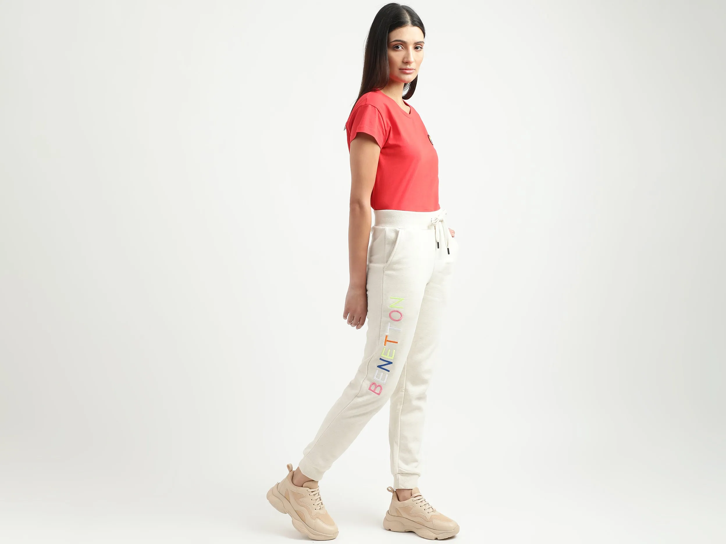 Women Embroidered Regular Fit Joggers