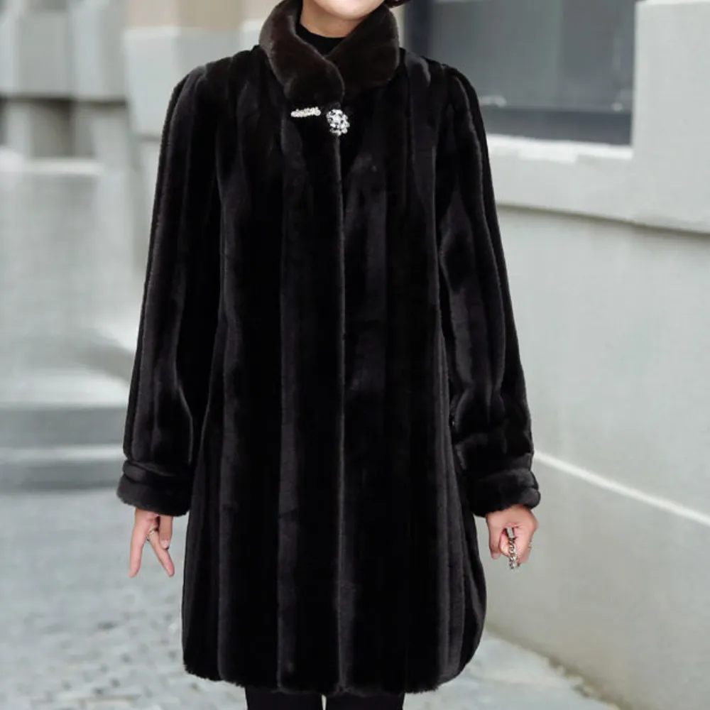 Women's Laura Winter Coat: Stylish & Cozy